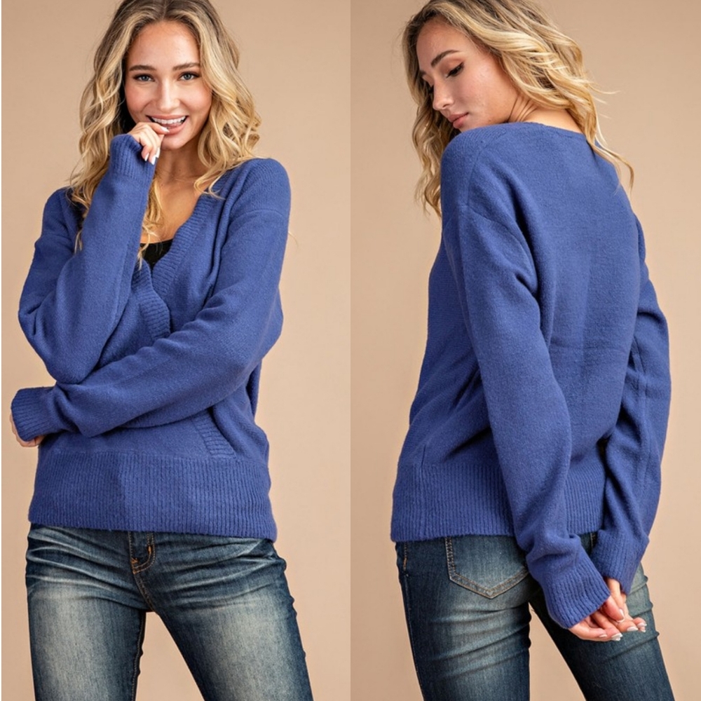 LAST 1! Scalloped front surplice sweater - Picture 3 of 8